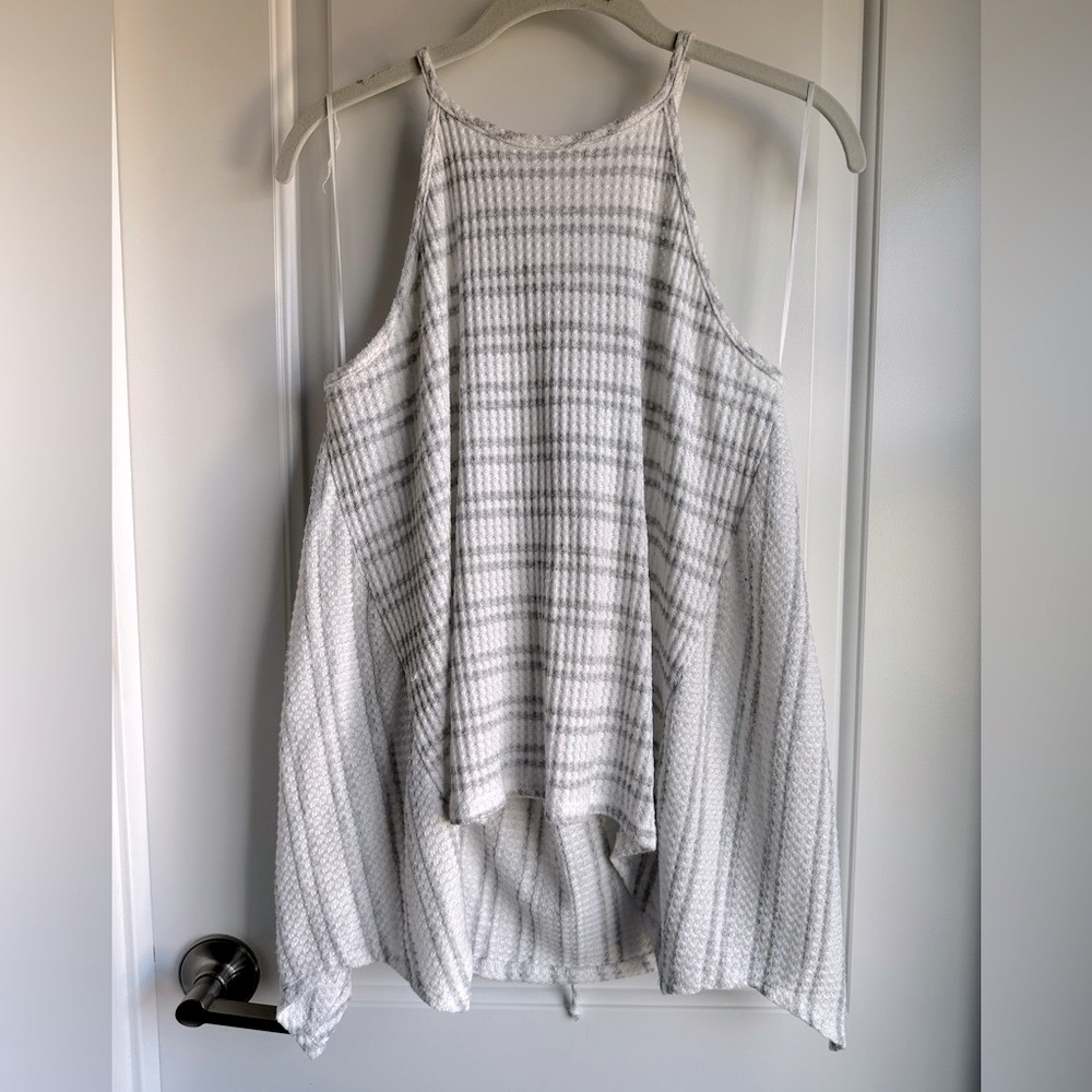 Altar’d State High Neck Cutaway Top